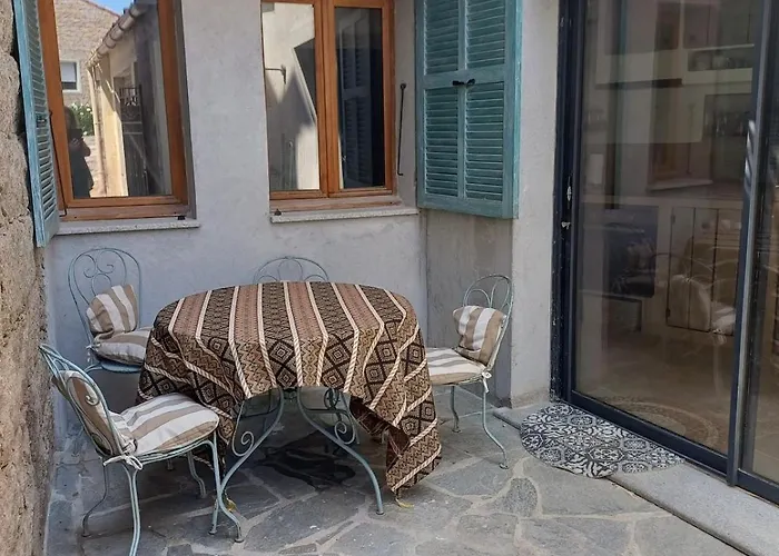 Centre Village, En Rdc Sotta